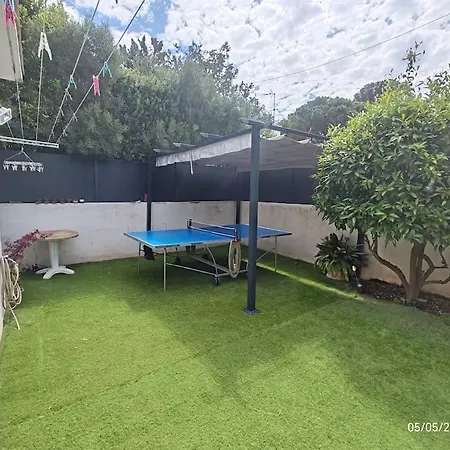 Au Calme Avec Piscine, 600 M De La 펜션 *