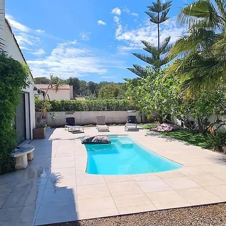 Au Calme Avec Piscine, 600 M De La