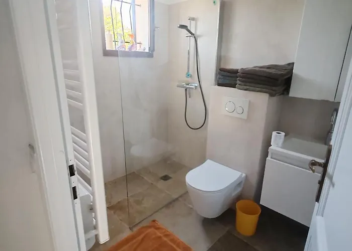 Au Calme Avec Piscine, 600 M De La Saint-Raphaël