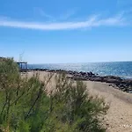 Au Calme Avec Piscine, 600 M De La Saint-Raphael (Var)