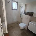 Holiday home Au Calme Avec Piscine, 600 M De La Saint-Raphael (Var)