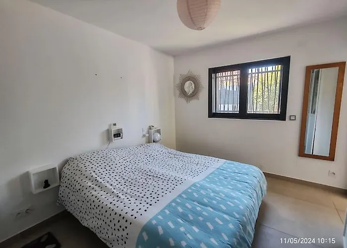 Au Calme Avec Piscine, 600 M De La